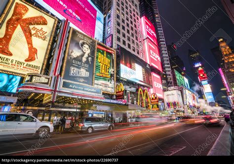 Times Square Bei Nacht New York City Vereinigte Lizenzpflichtiges