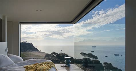 Floor To Ceiling Window Corner Point King Residence By Hassell