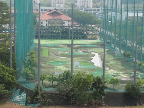In addition to the golf course, the bukit jalil golf & country resort also has various other sports facilities including the swimming pool, tennis courts, squash court, aerobics room, ping pong tables, snooker table, gymnasium, badminton court, basketball court, games room, a driving range and a. Best Driving Ranges in Singapore - Deemples Golf App