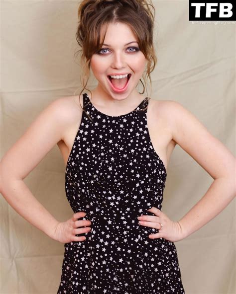 Sammi Hanratty Looks Beautiful In A Sexy Shoot For The Resurrection Collection Photos