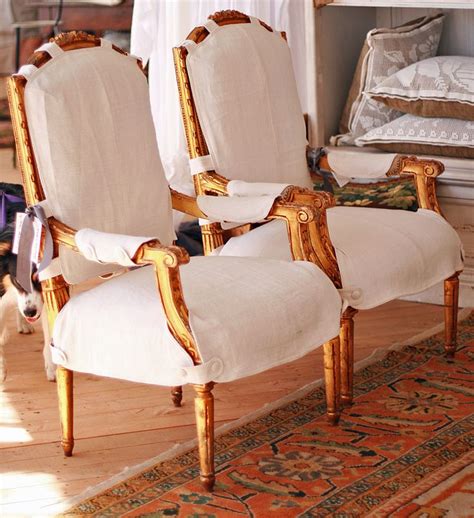 Chair covers for dining chairs, living room sofas, office chairs, outdoor chairs and chaise lounge. Slipcover for a French style armchair - Linda Merrill