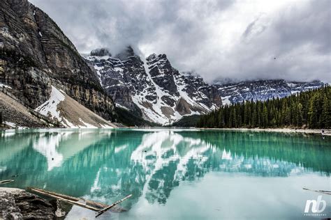 Moraine Lake Banff Alberta 5760 × 3840 Naturelandscape Pictures