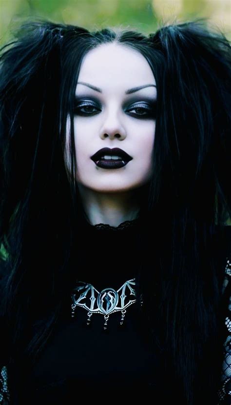 Pin On Goth Look Portraits