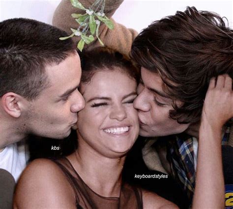 Image Discovered By Sal Find Images And Videos About One Direction Kiss And Liam Payne On We