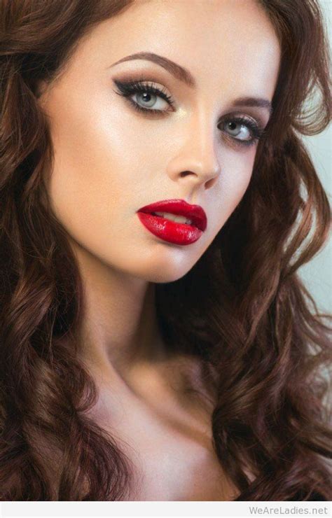 Sometimes, the term woman is used regardless of age, as in phrases such as women's rights, to fight social issues such as misogyny. Beautiful women lips and beautiful celebrities