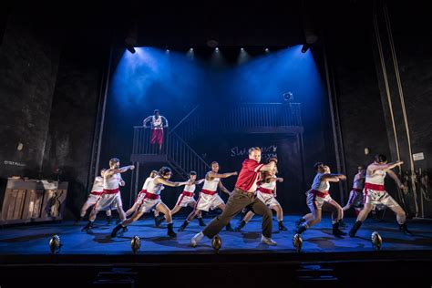 theatre review bugsy malone