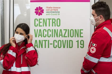 Ma il sito dedicato della regione lazio è. Vaccino Covid, il Lazio è la regione italiana che ha ...