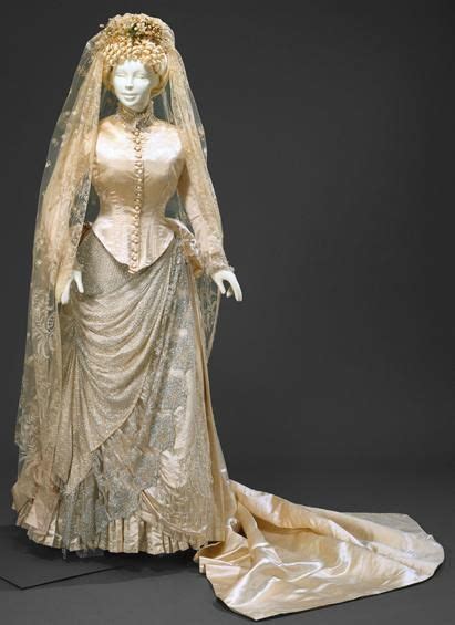 Wedding Gown C 1875 Vestidos De Casamento Antigos Vestido Histórico