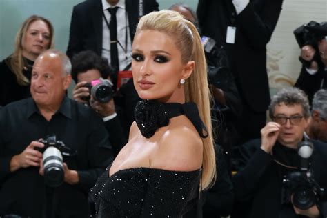 Paris Hilton Makes Met Gala Debut In Towering Inch Marc Jacobs Heels