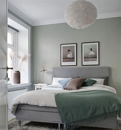 If you want a bedroom that's both bold and beautiful, then this is. The older generation appears to prefer more controlled tones than the more youthful generati ...