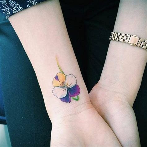 45 Gorgeous Floral Tattoos For Women Tatoos Tatouage Couleur