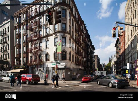 Broomer Street Corner With Mulberry Street Little Italy Manhattan