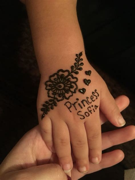 Easy And Simple Kids Mehndi Designs 2023 Images Download