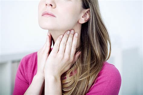 Как избавиться от боли в горле домашние способы