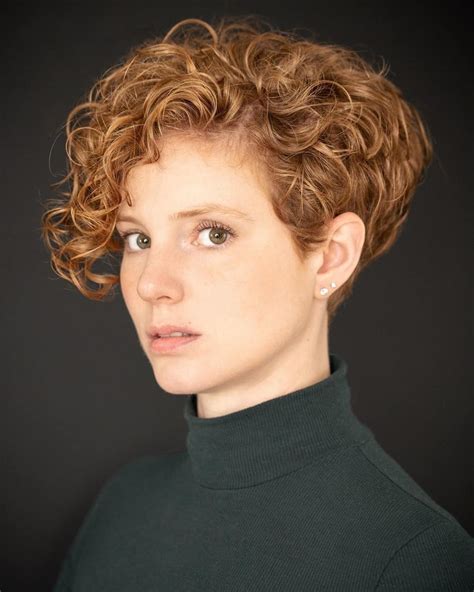 Cute Curly Pixie Cut Ideas For Girls With Curly Hair