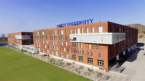 Amity University Mumbai Mumbai Placement Admission 2024 Course Fee