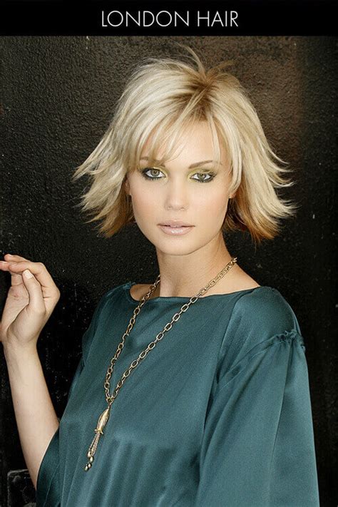 Keep your air fresh and flirty with a fun short flip haircut. 34 Perfect Short Hairstyles for Thin Hair (2018's Most Popular)