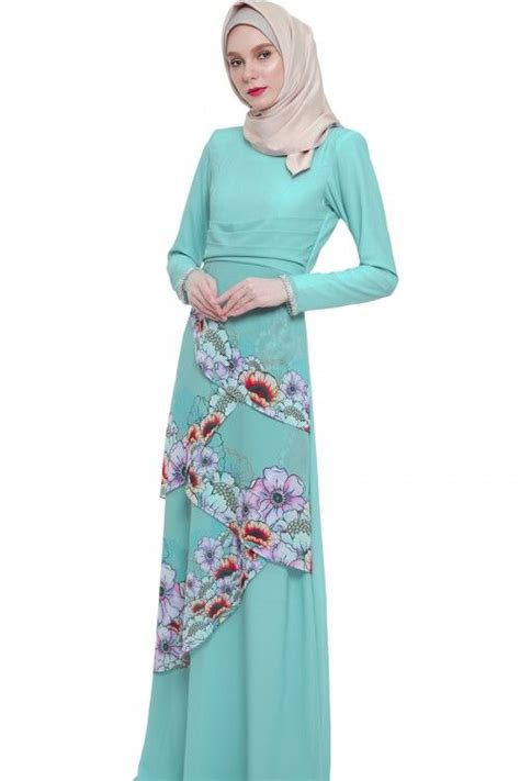 Anak remaja juga dewasa atau lansia akan sangat keren apabila memilih desain seperti gambar di atas. Fesyen Jubah Terkini 2019