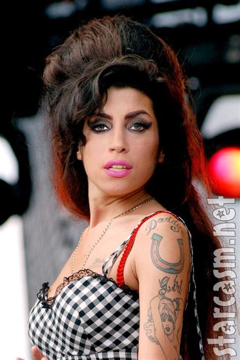 Lady Gaga Looks Like Amy Winehouse Winehouse Amy Winehouse Celebrities