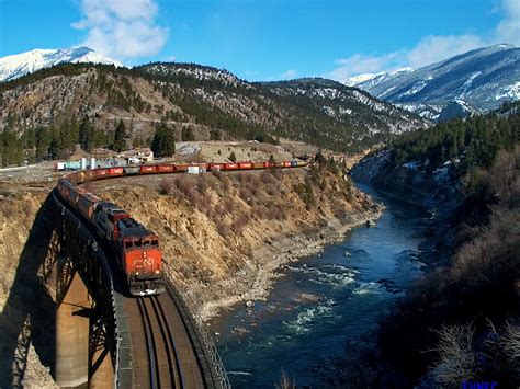 Cn West Bound Freight Passing Over Thompson River Bridge Flickr
