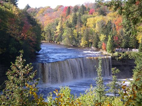 Tahquamenon Falls State Park — A Scenic Escape Hooked On Everything