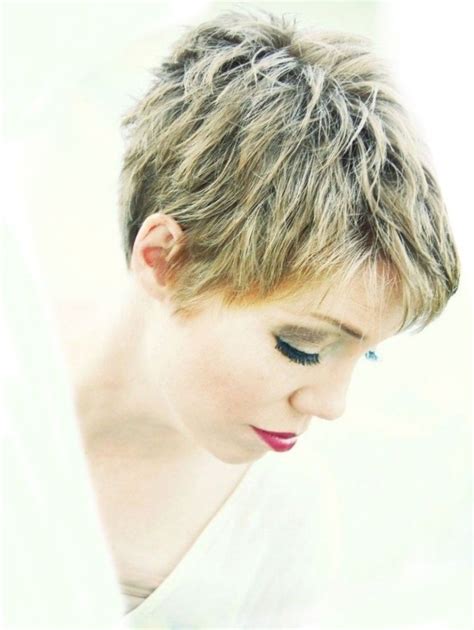 Wavy hair gives much volume making you look gorgeous. 16 Trendy Short Hairstyles for Summer - CircleTrest