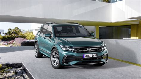 The 2022 volkswagen tiguan is now sporting more elegant, gown up looks that align it more with the brand's more premium products such as the arteon, atlas and new id.4 electric crossover. Volkswagen Tiguan 2022, renovada y con versión R de 315 hp ...