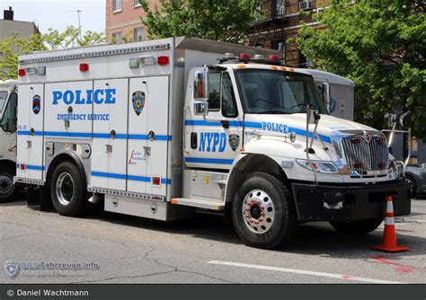 Einsatzfahrzeug Nypd Brooklyn Emergency Service Unit Ess 8