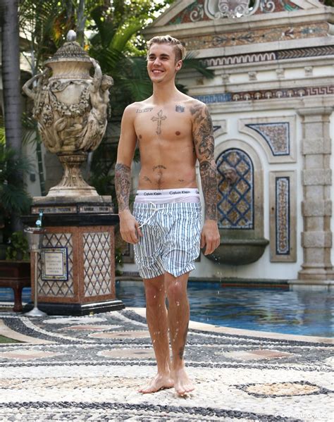 Justin Bieber Shirtless Pictures In Miami December POPSUGAR Celebrity