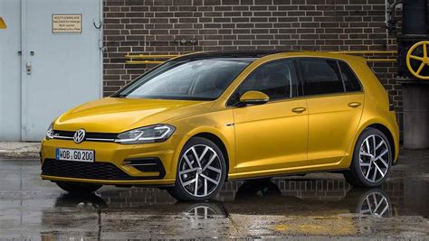 Compare 2017 volkswagen golf different trims 2017 Volkswagen Golf revealed - Car News | CarsGuide