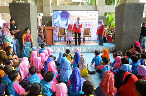 About 353 of sekolah rendah in negeri sembilan. Diari @ Muzium Negeri Terengganu: Pertandingan Mewarna ...