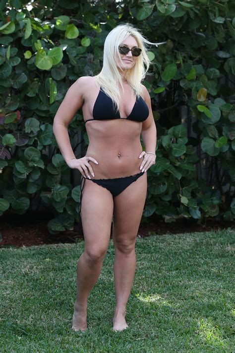 Brooke Hogan In A Black Bikini Photshoot In Miami