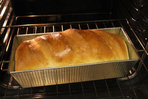 How To Prepare Tasty What Temperature And How Long To Bake Bread