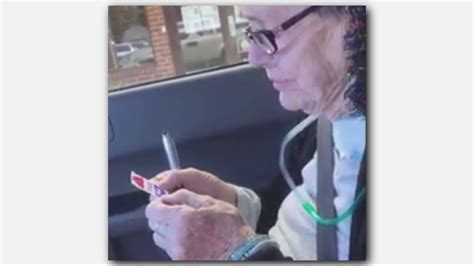 82 Year Old Great Grandma In Hospice Care Votes For 1st Time Dies Days