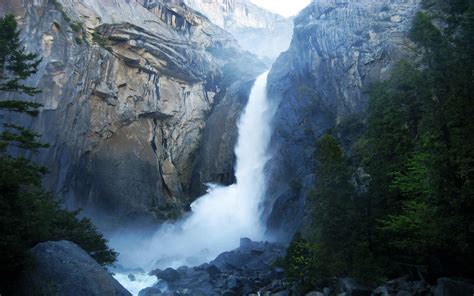 Yosemite Falls Hq Background Wallpaper 26023 Baltana