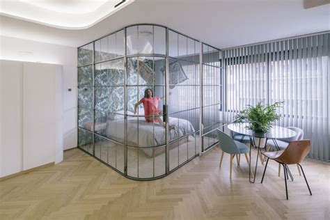 Glass Walls And Lots Of Curves Distinguish Luxury Madrid Apartment