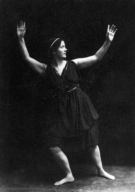 Isadora Duncan Photograph By Granger