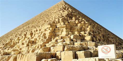 the great pyramid of giza facts khufu pyramid history khufu pyramid facts