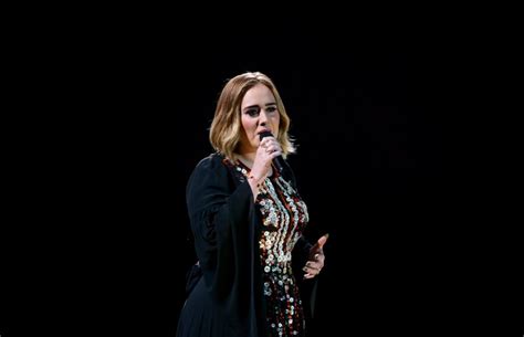 Adele Sorprendió A Todos Durante Su Concierto En Loc El Mundo