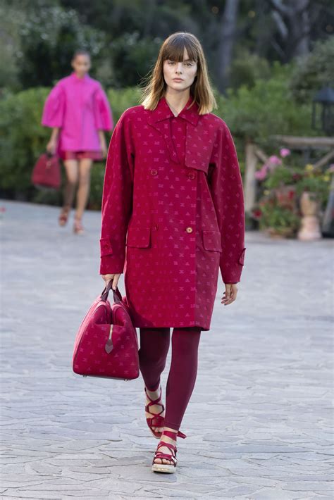 Max Mara Resort 2022 Fashion Show The Impression