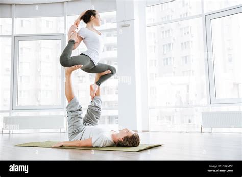 Yoga Poses For Couples Kissing