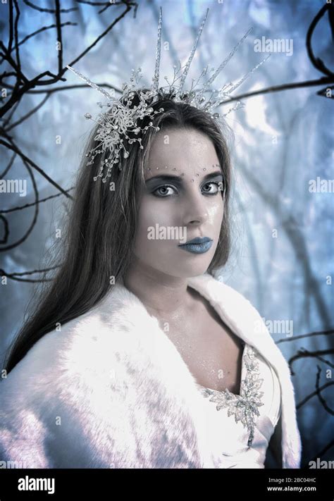 Fairy Queen Hi Res Stock Photography And Images Alamy