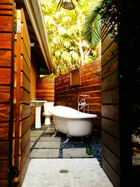 Imgur Post Imgur Outdoor Bathroom Design Outdoor Bathtub Outdoor Tub