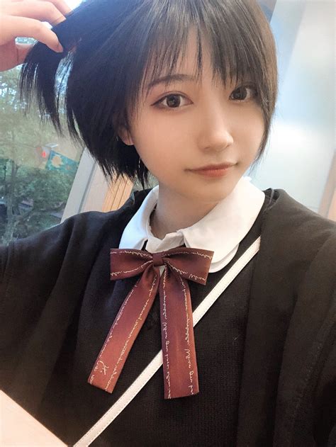 帅嘤嘤（ Komoshuai）さんのメディアツイート Twitter In 2020 Girl Short Hair Beautiful Japanese Girl Shot