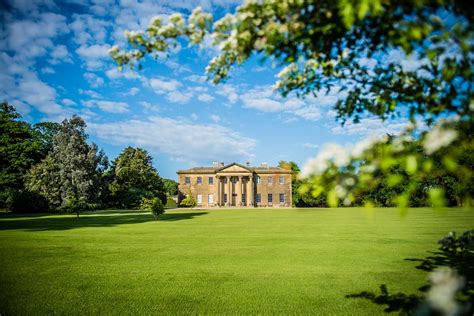 Country House Wedding Venue Rise Hall In Yorkshire