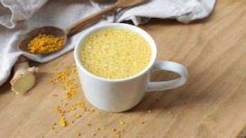 Try This Anti Inflammatory Turmeric Coconut Bedtime Drink For Better