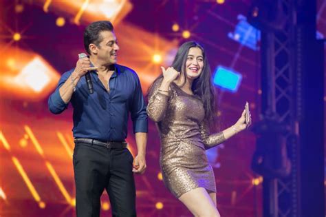 Salman Khans Dabangg Tour Reloaded Dubai 30 Must See Pictures From The Show