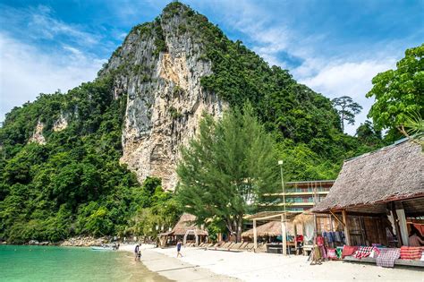 15 Best Things To Do In Phi Phi Islands What Is Phi Phi Most Famous