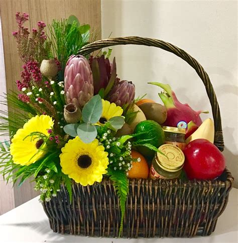 Freshflowers Fruit Basket By Jw Florist Fruit Flower Basket Fruit