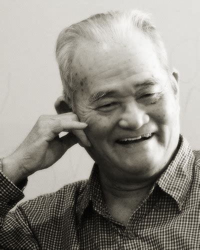In fact, our personal favorite are the fake laughing photos. grandpa laughing | candid shot I got of my grandpa with a ...